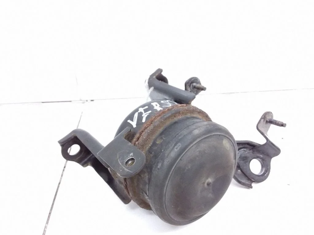 Engine mount bracket 1230527020