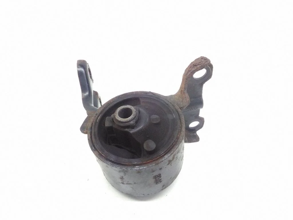 Engine mount bracket 05105466