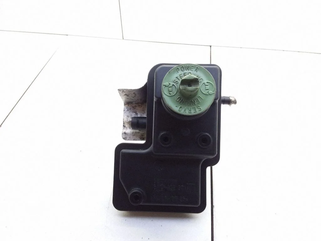 Power steering fluid tank/reservoir 6N0422371