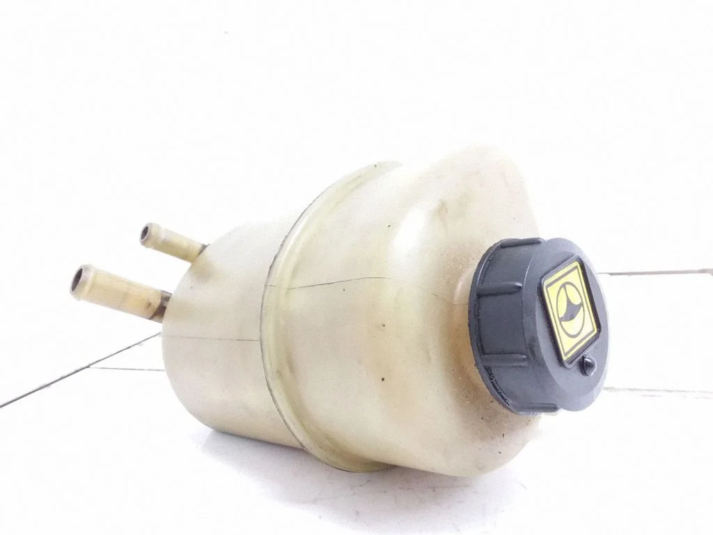 Power steering fluid tank/reservoir B309