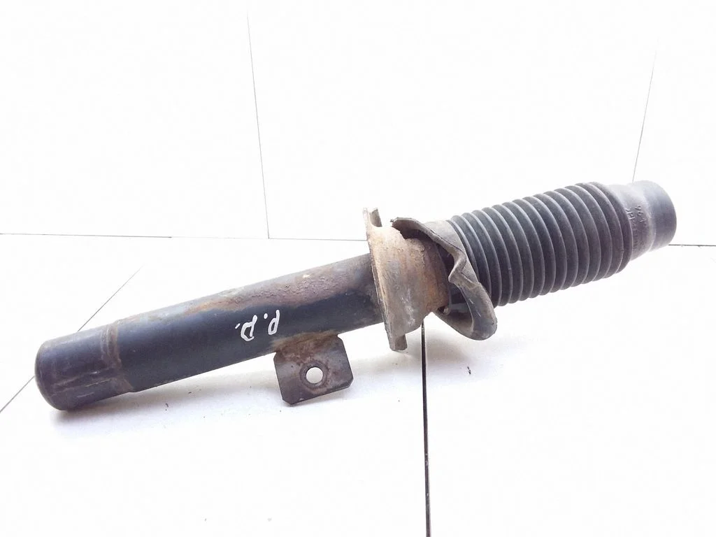 Amortyzator przedni – Peugeot 406 (1996-1999)