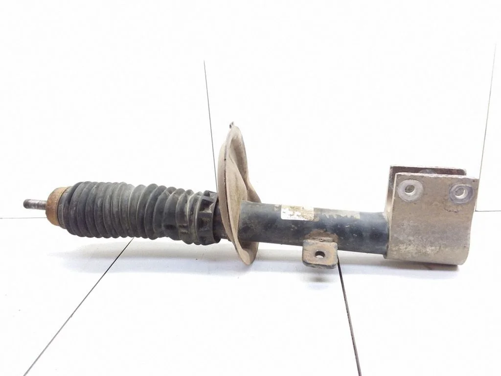 Front shock absorber/damper – Peugeot 307 (2001-2005)