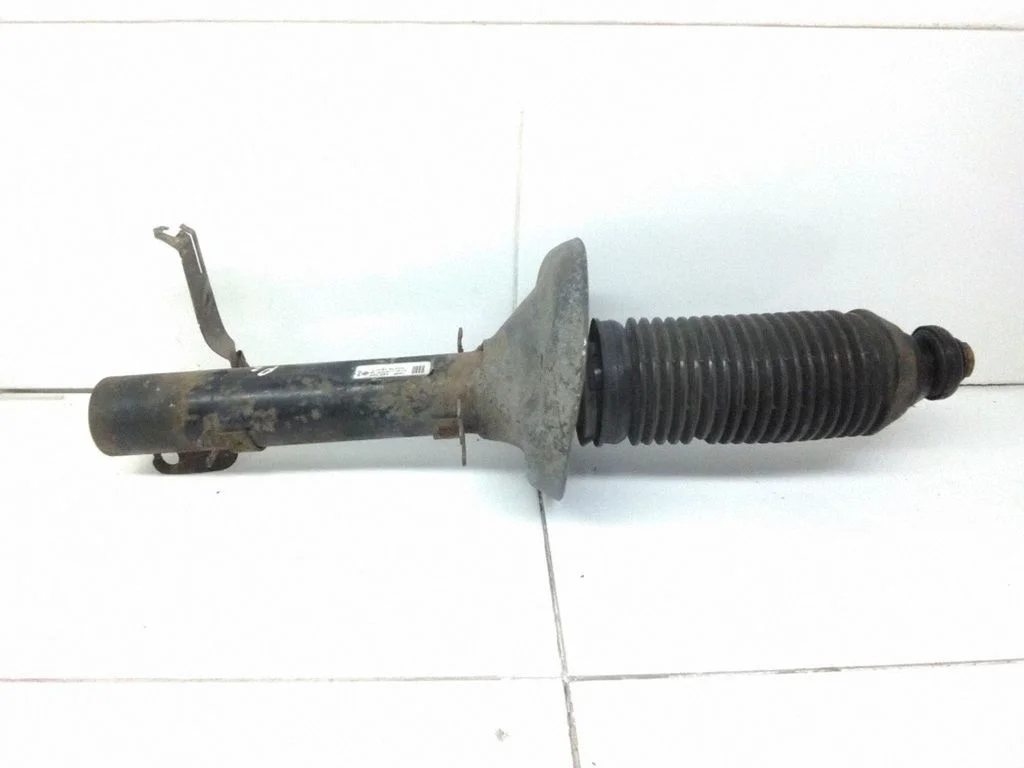Front shock absorber/damper