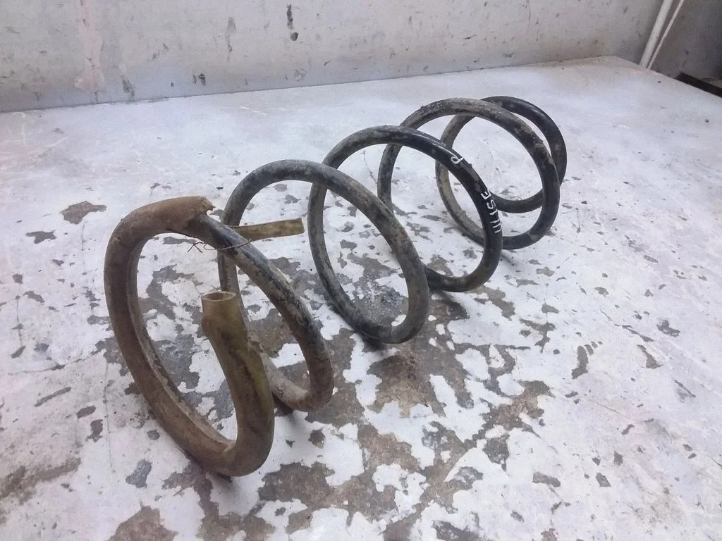 Front coil spring – right