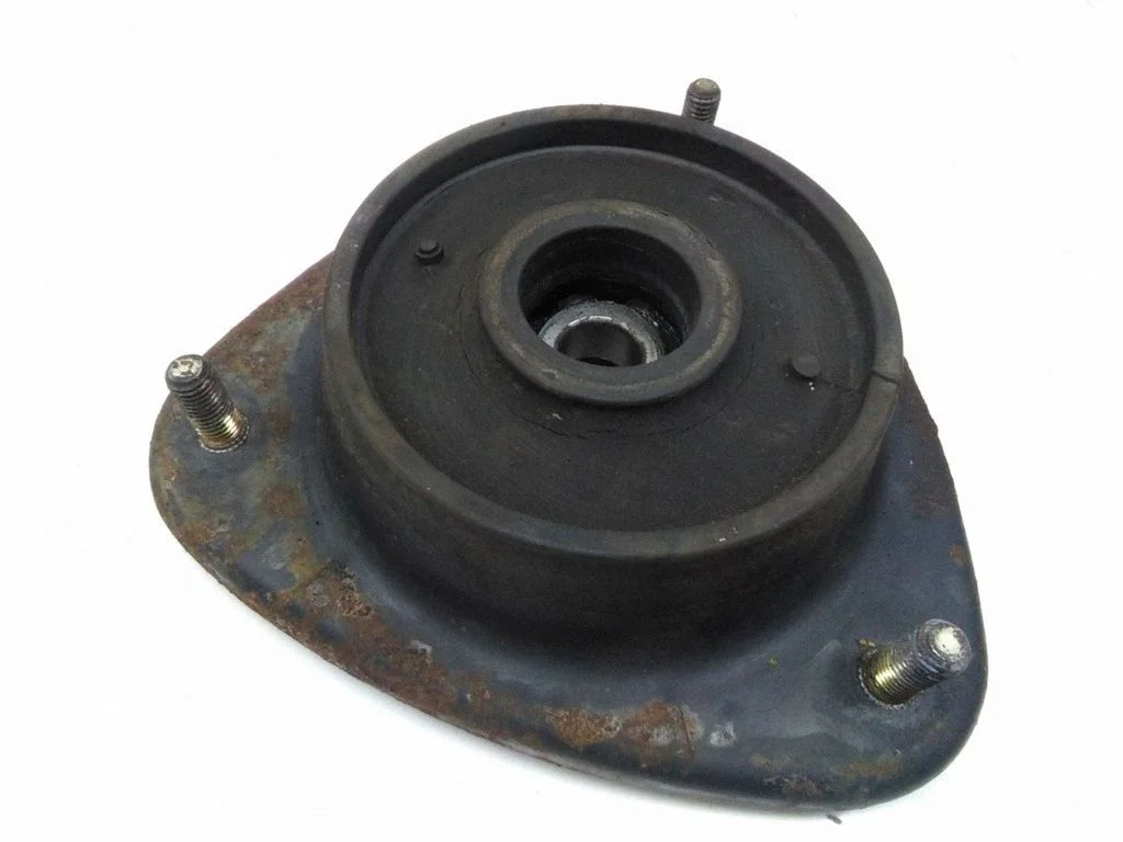 Front upper strut mount – Subaru Forester SF (1998-2000)