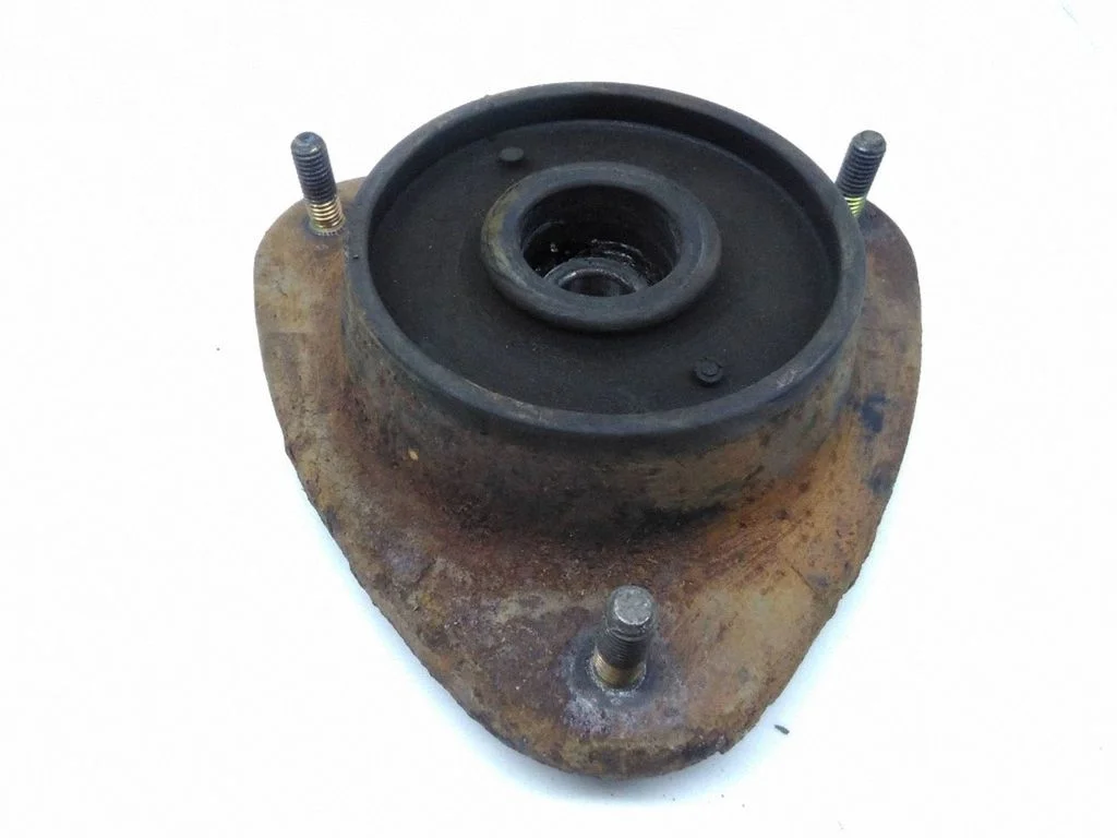 Front upper strut mount – Subaru Forester SF (1998-2000)