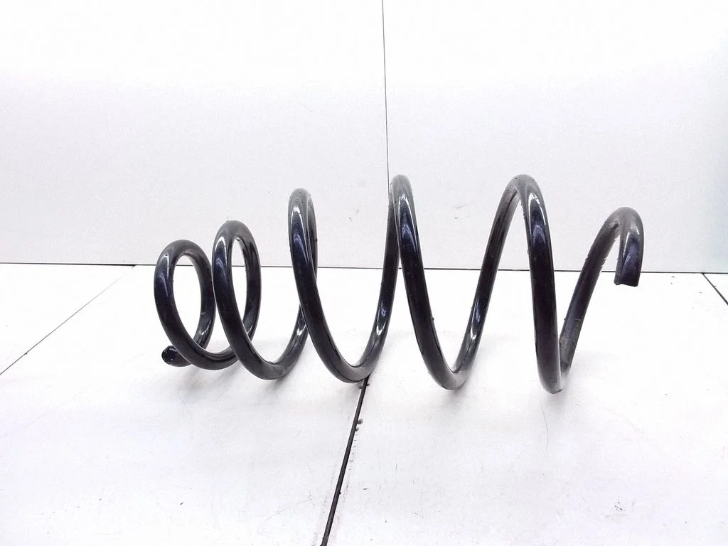 Front coil spring – Opel Insignia A (2008-2017)