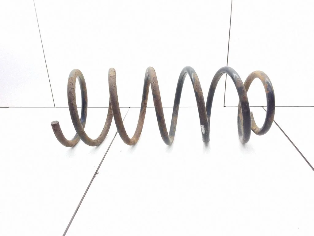 Front coil spring – Opel Corsa B (1993-2000)