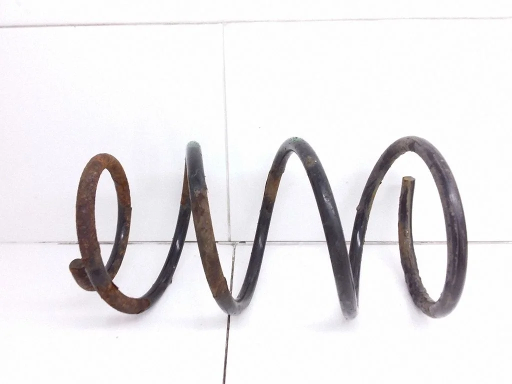 Front coil spring – right