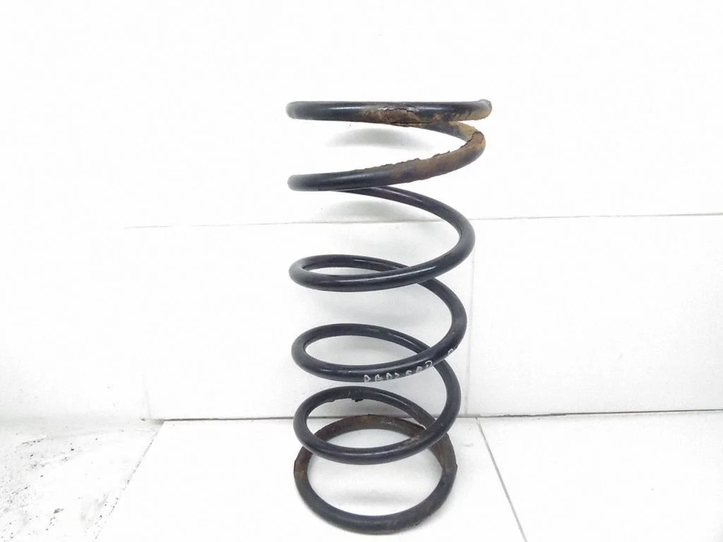 Front coil spring – Mitsubishi Pajero Sport I (1996-2008)