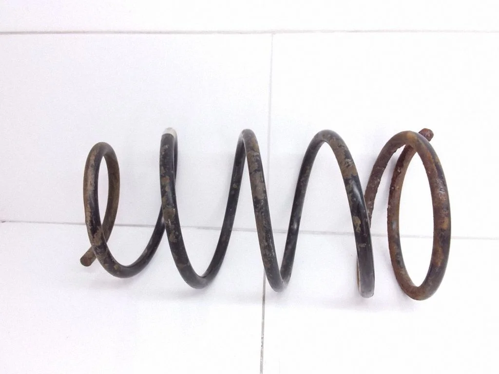 Front coil spring – right