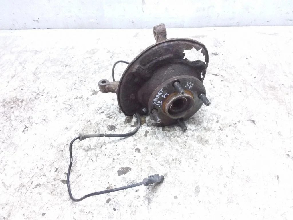 Piasta przednia – Smart ForFour I (2004-2006), lewa