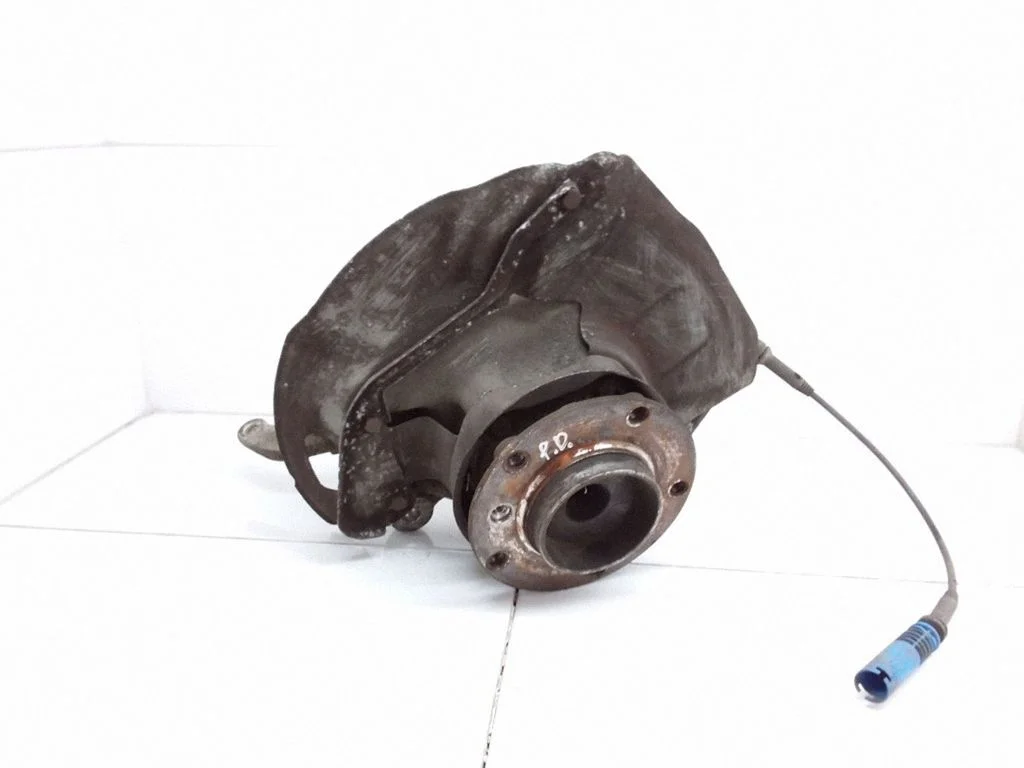 Eesmine rattarumm – Renault Megane II (2002-2005)