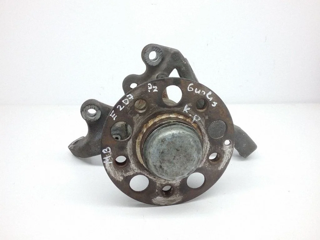 Front wheel hub 20401