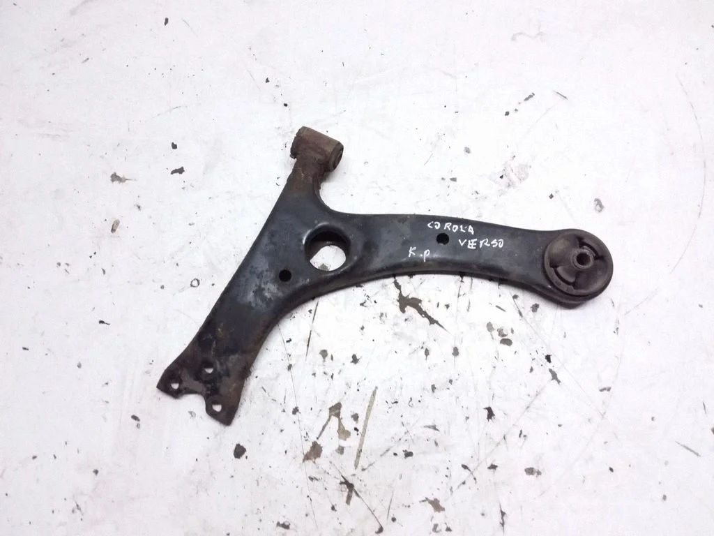 Front lower control arm/wishbone – front left
