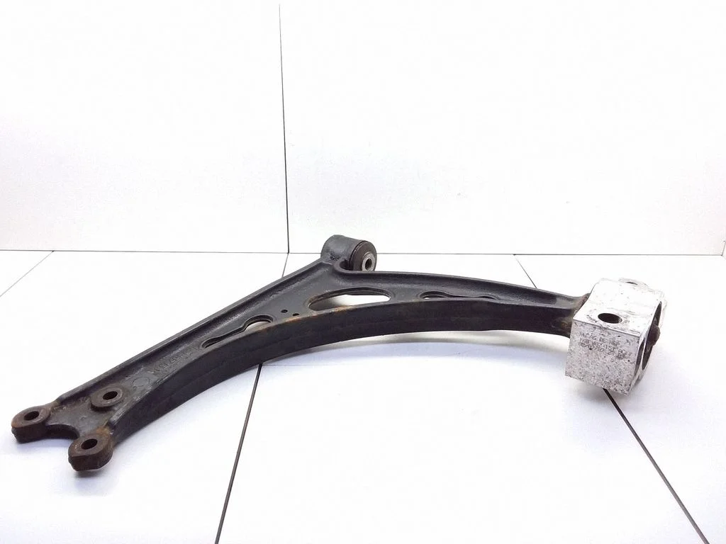 Front lower control arm/wishbone – Volkswagen Touran I (2003-2010)