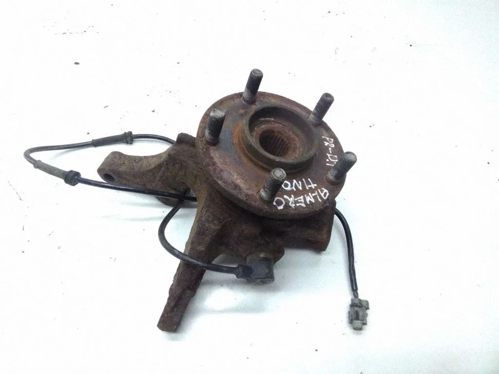 Front wheel hub – Nissan Almera N16 (2000-2010)