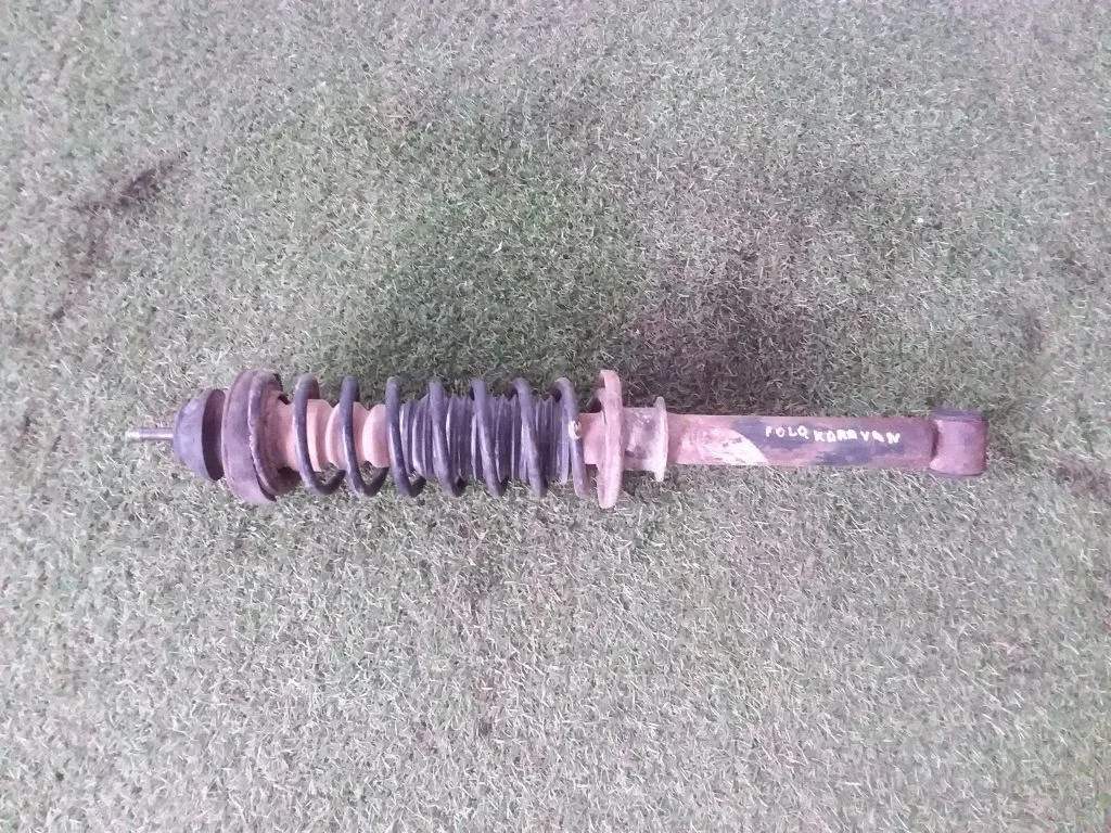 Rear shock absorber/damper – Volkswagen Polo III 6N 6N2 6NF (1995-2001)