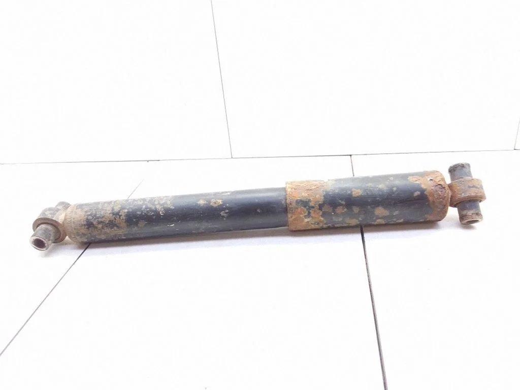 Rear shock absorber/damper