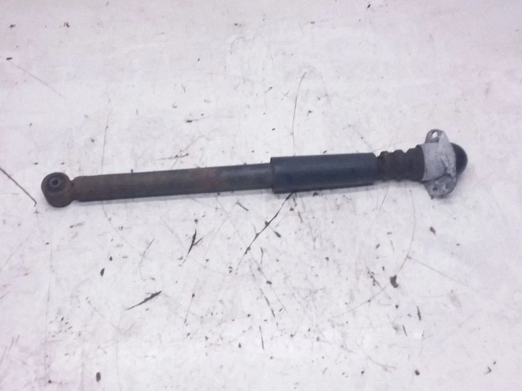Rear shock absorber/damper