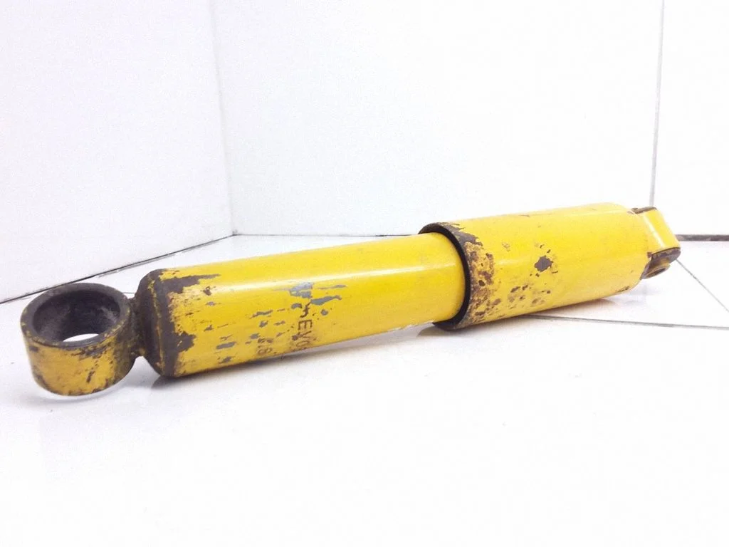 Rear shock absorber/damper