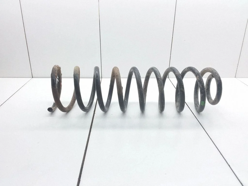 Rear coil spring – Seat Ibiza II (6k) (1999-2002)