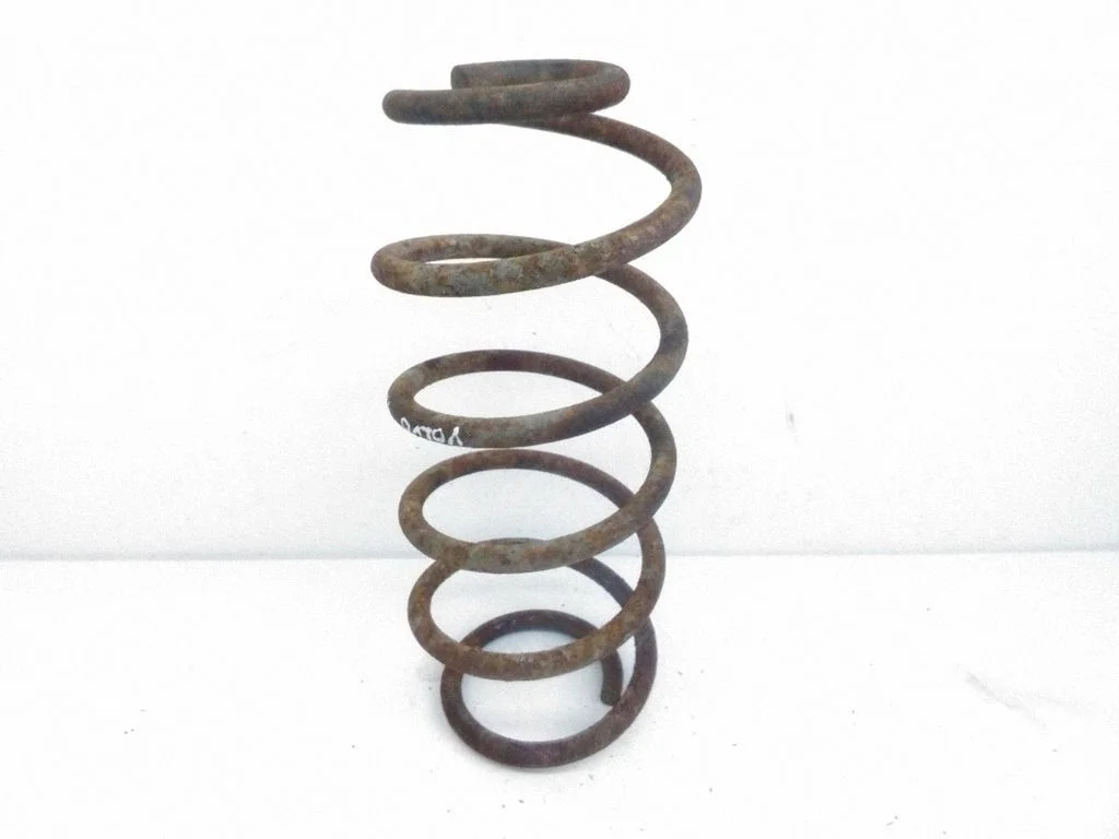 Rear coil spring – Volvo 440 (1989-1996)