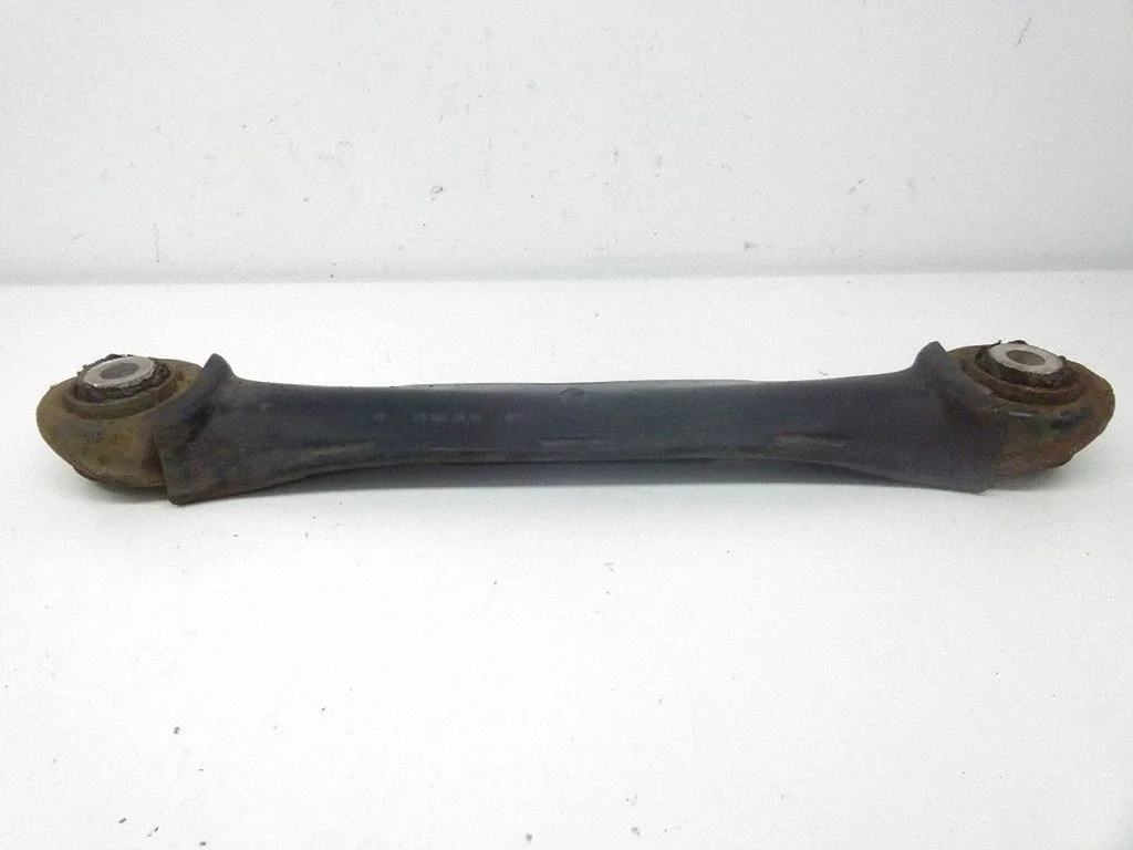 Rear control arm 2013520988