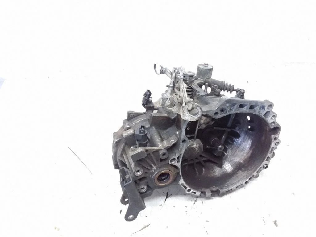 Manual 5 speed gearbox 535019