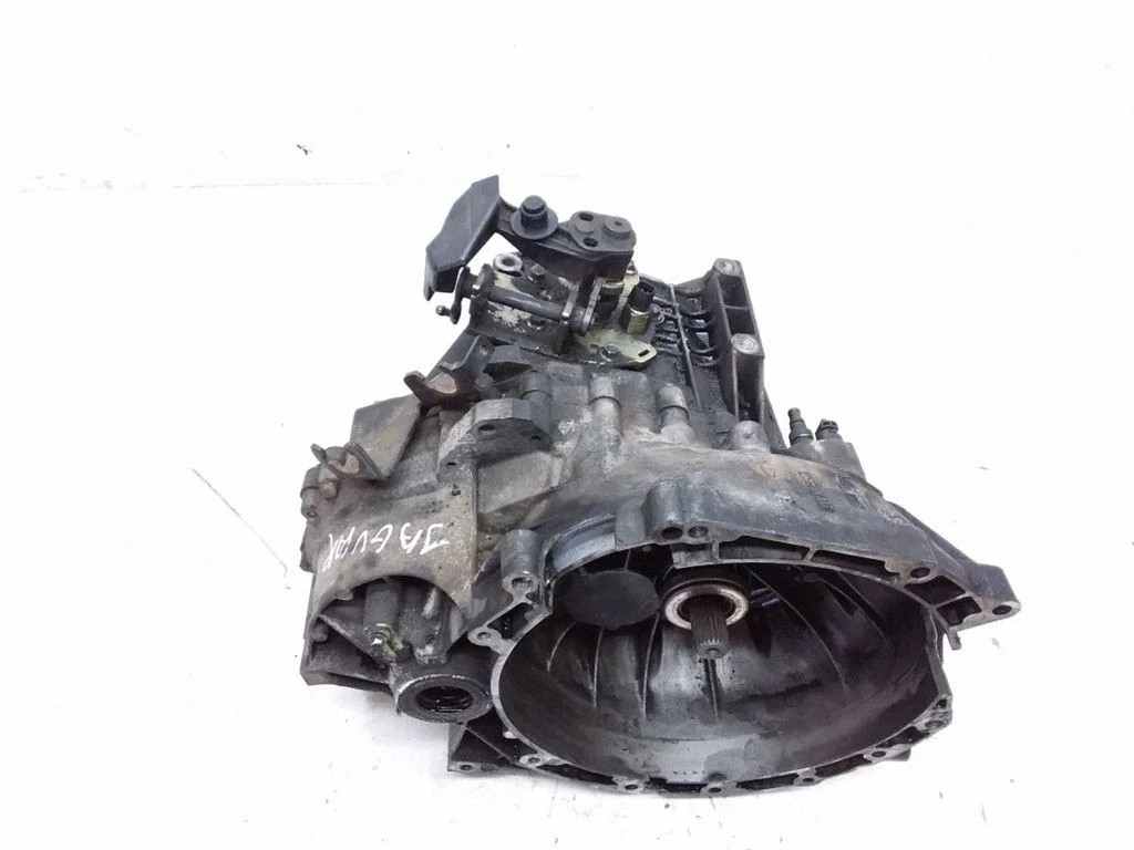 Manual 5 speed gearbox