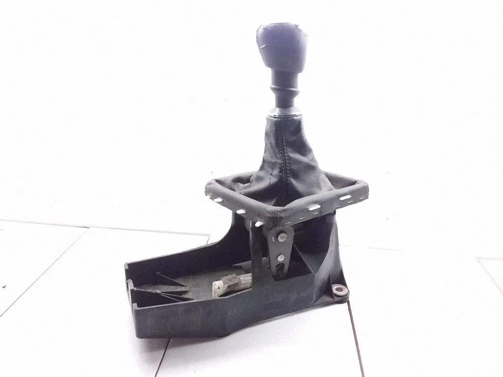 Gear selector mechanism – Opel Vectra C (2002-2005)