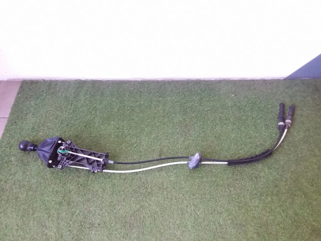 Gear selector mechanism – Volkswagen Crafter (2006-2016)