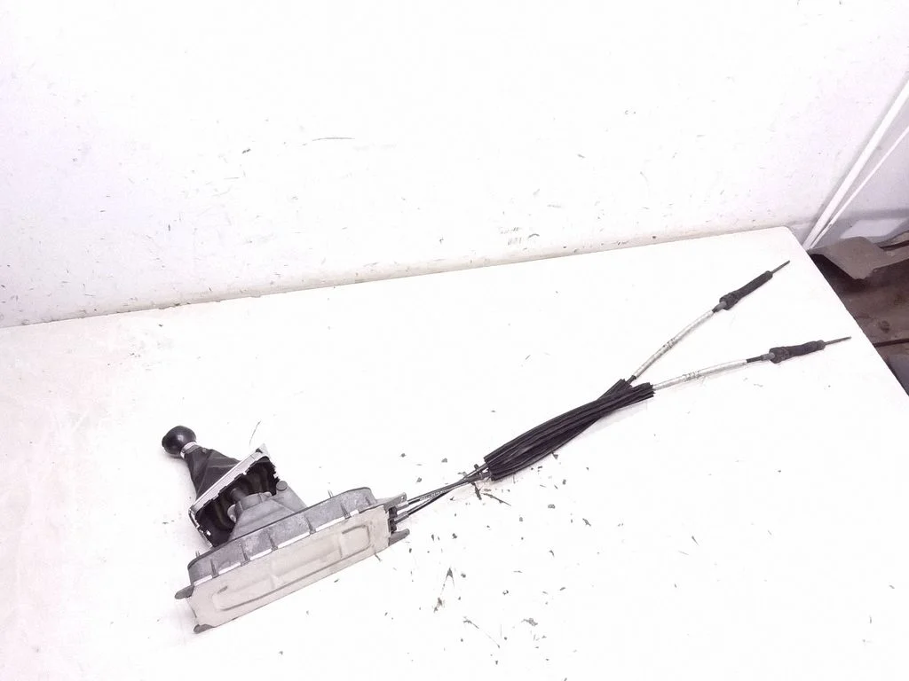 Gear selector mechanism – Volkswagen Passat B6 (2005-2010)