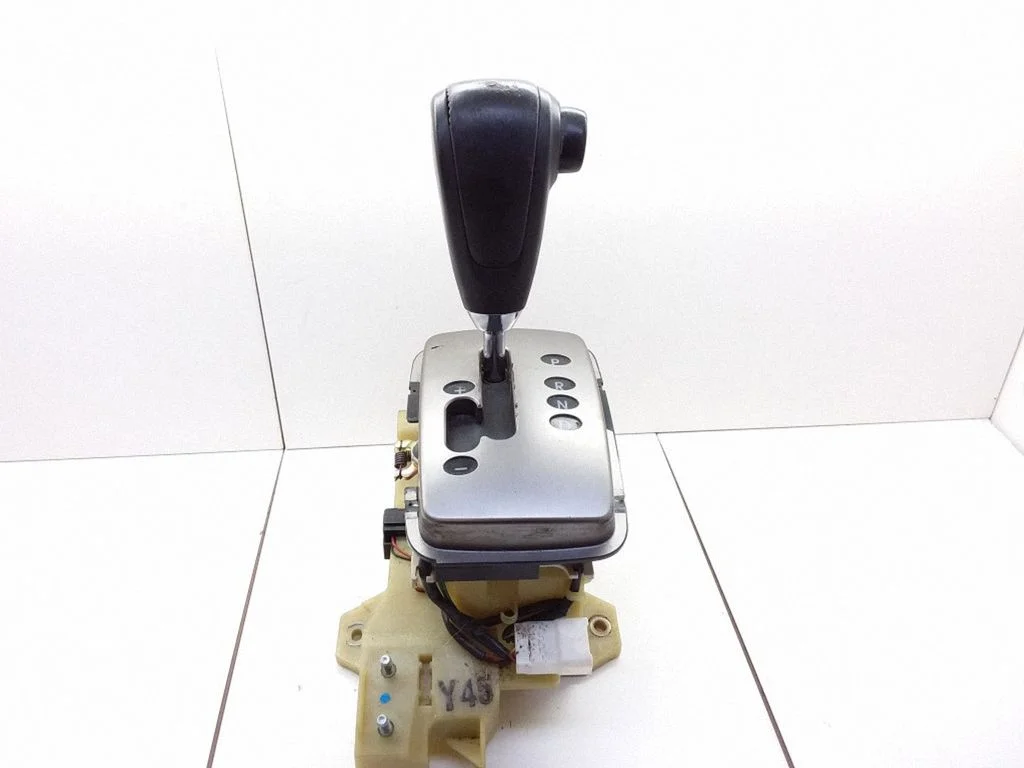 Mechanizm zmiany biegów (kulisa) DWA2F1111