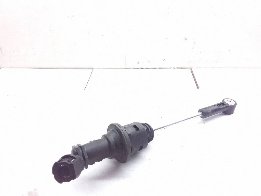 Clutch master cylinder
