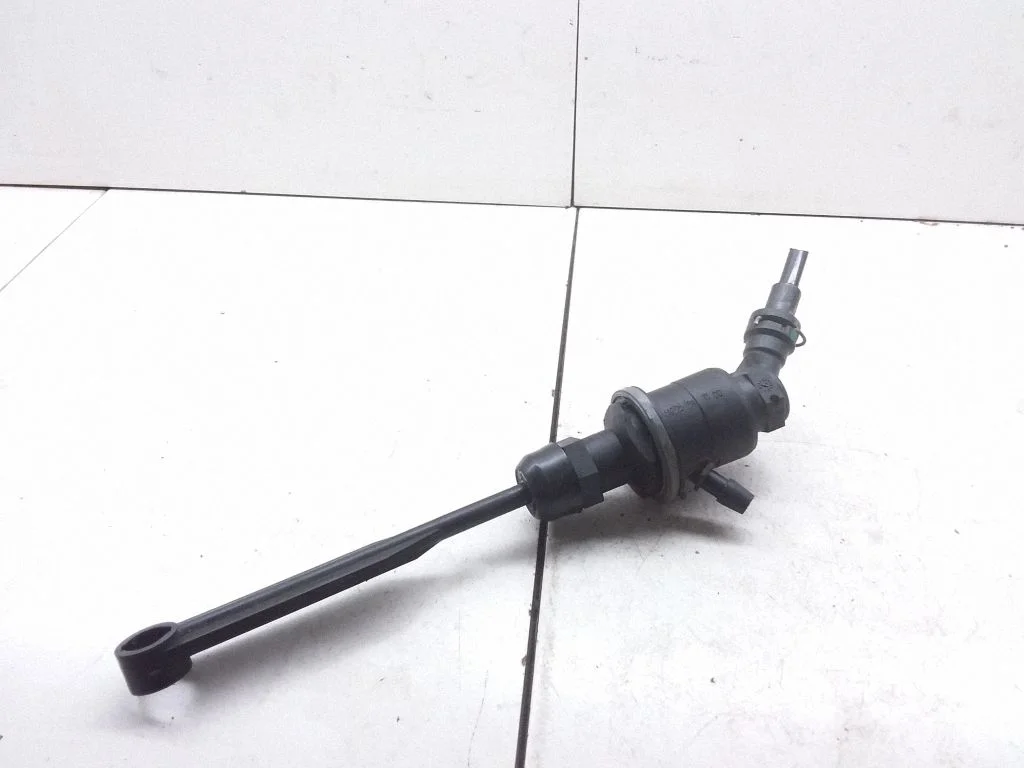 Clutch master cylinder