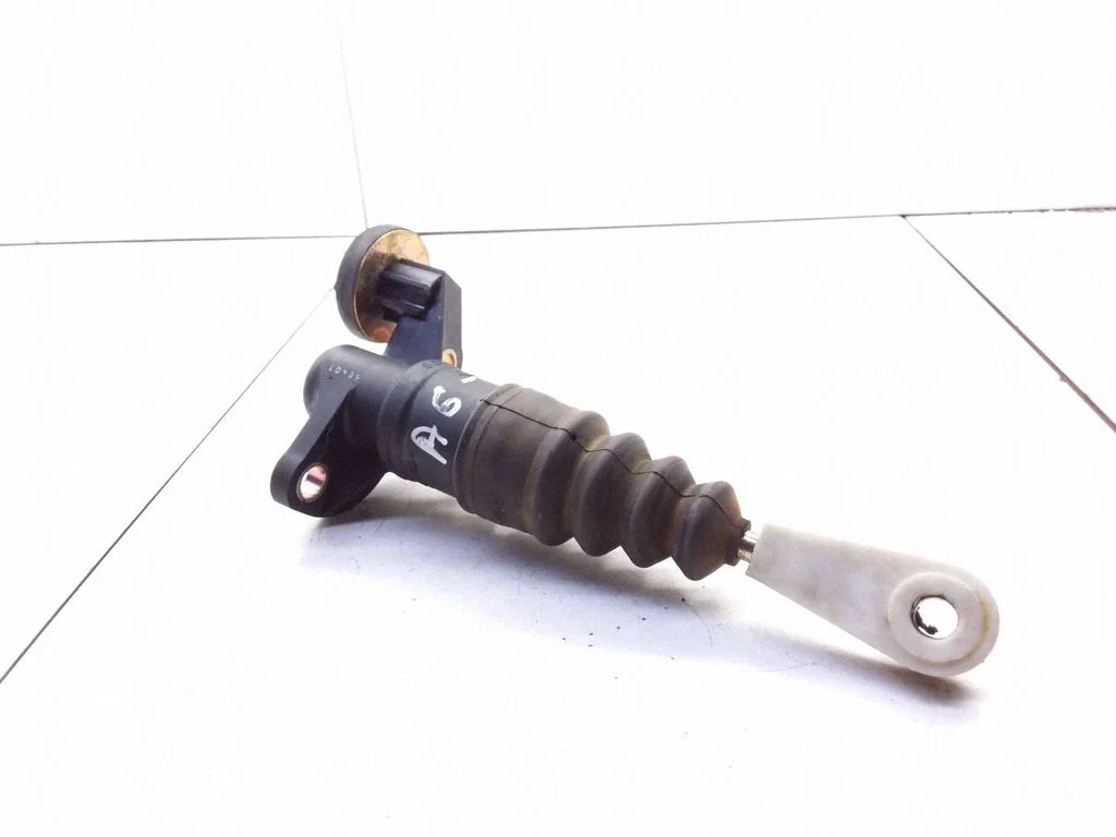 Clutch master cylinder 8E1721401C