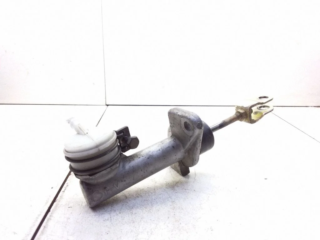 Clutch master cylinder