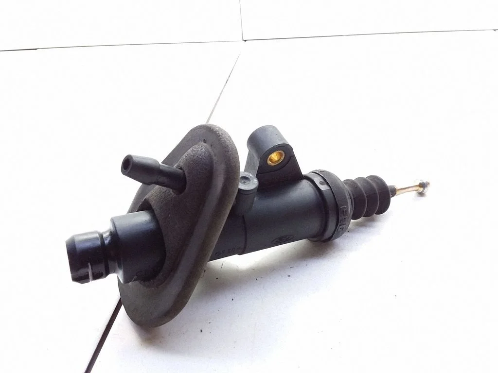 Clutch master cylinder 7M0721401B