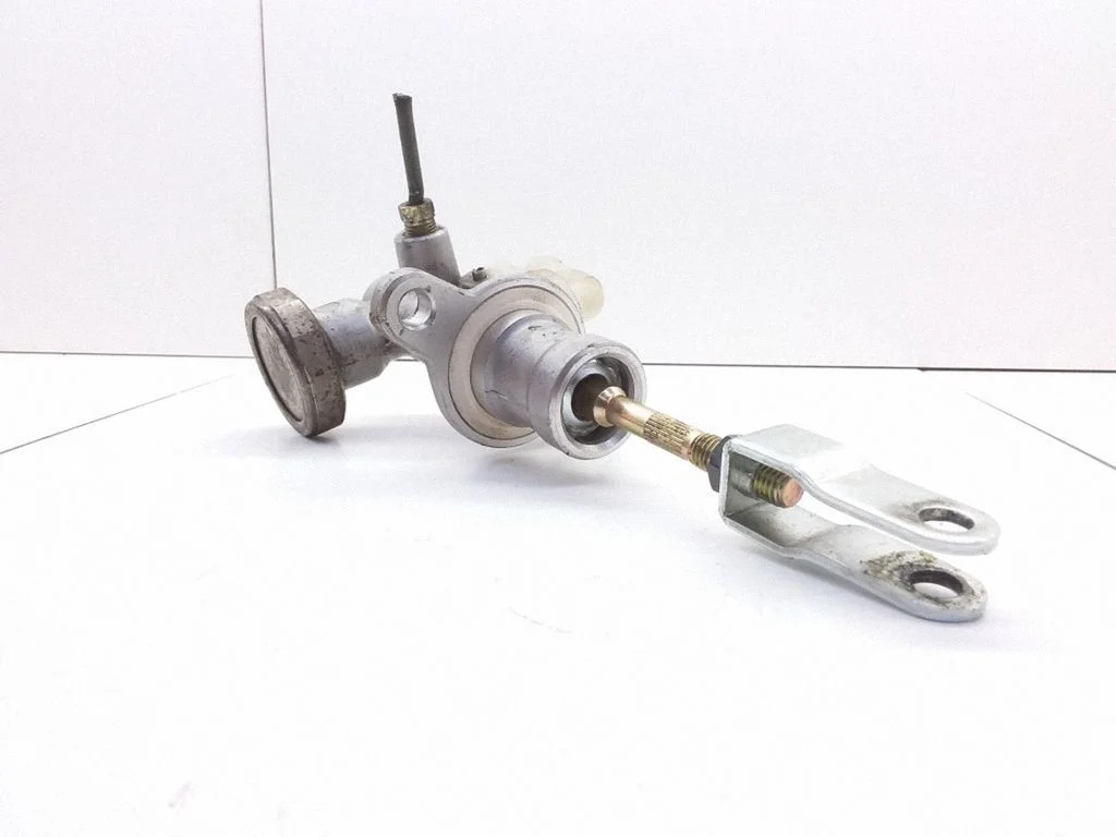 Clutch master cylinder