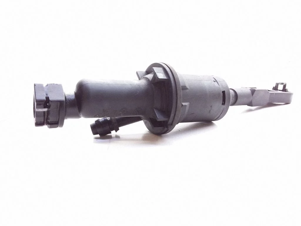 Clutch master cylinder