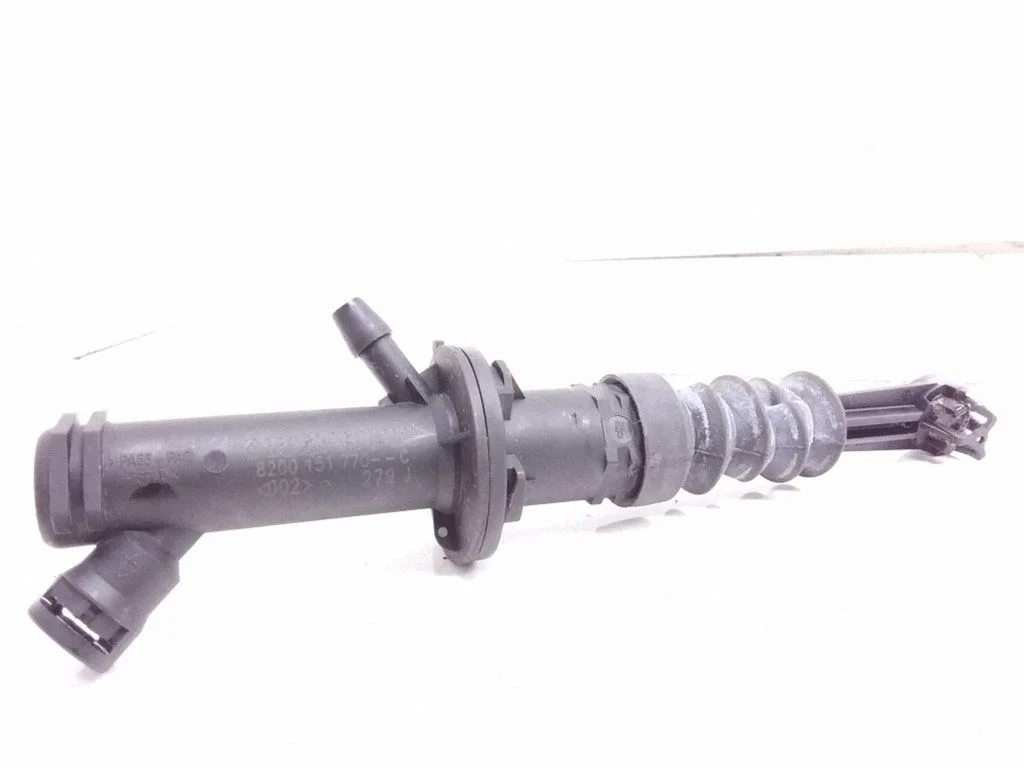 Clutch master cylinder 8200151770C