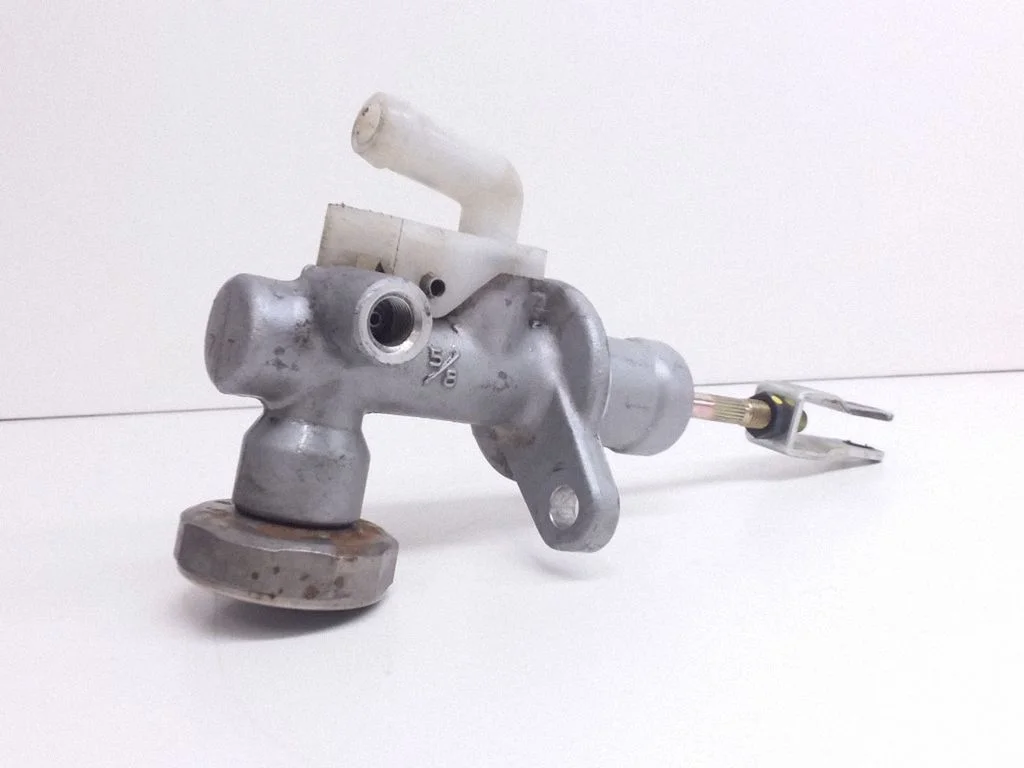 Clutch master cylinder