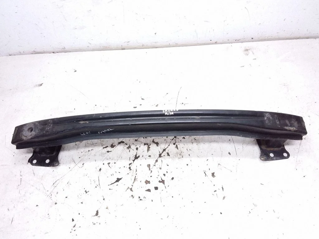 Front bumper cross member – Volkswagen Touran I (2003-2010)