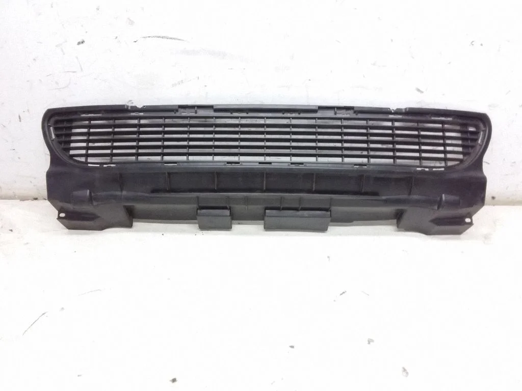 Apakšējās restes (trīs daļu) – Mercedes-Benz A klase W169 (2004-2012)