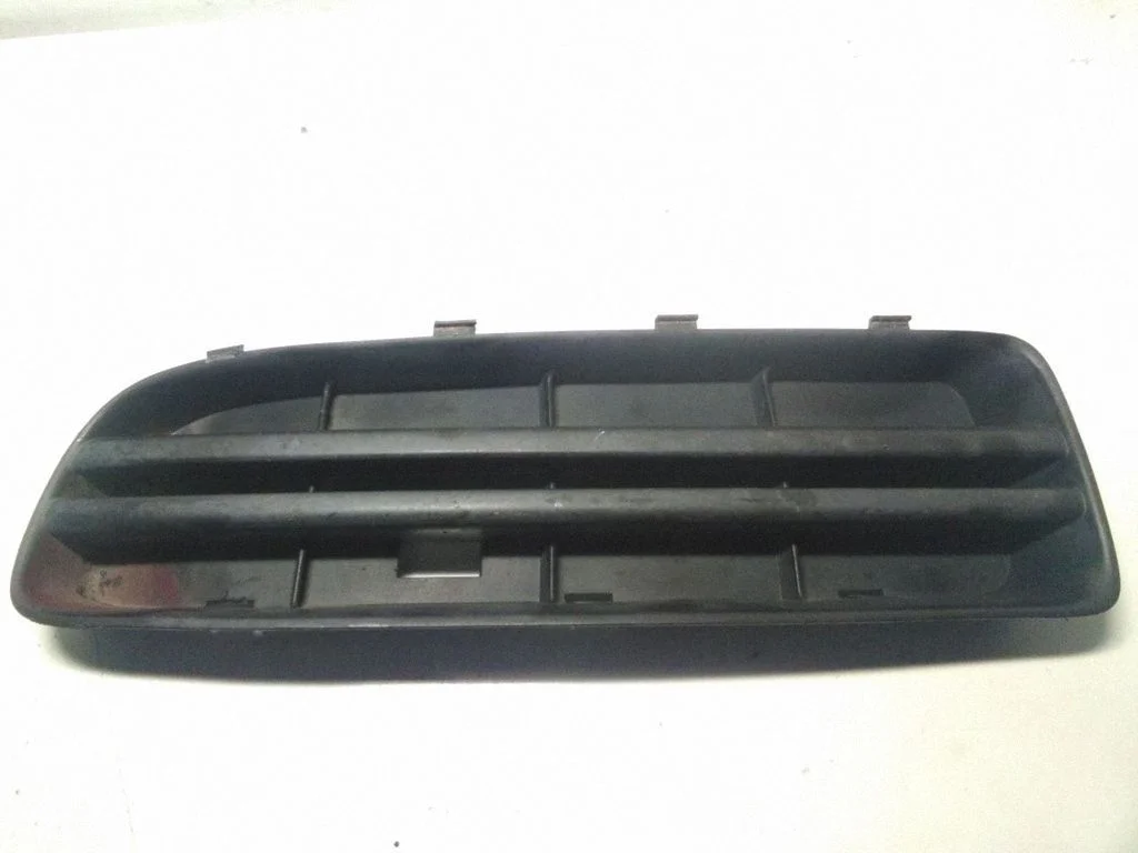 Front bumper lower grill 1U0807367C