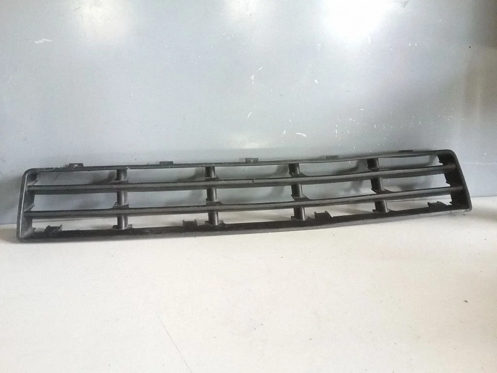 Front bumper lower grill 1J0853677