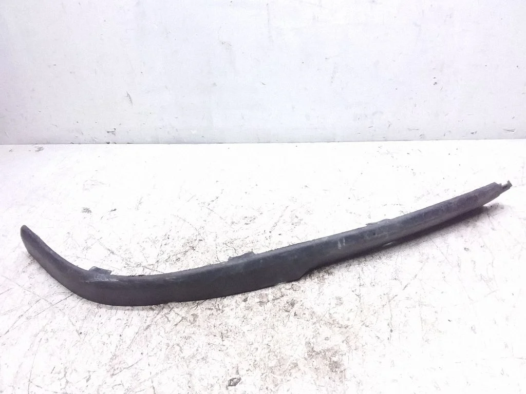 Front bumper lip 13225753