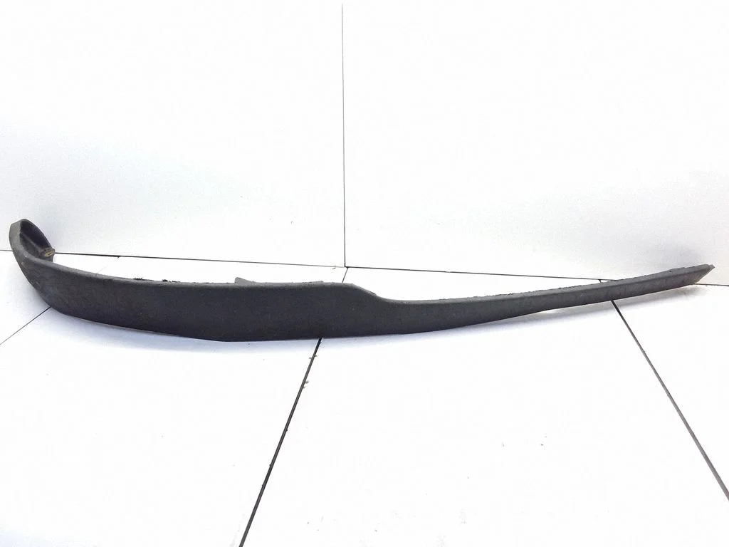 Front bumper lip 90559496