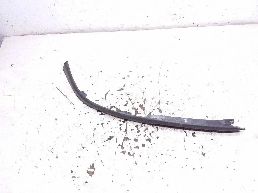 Front bumper lip 13225753